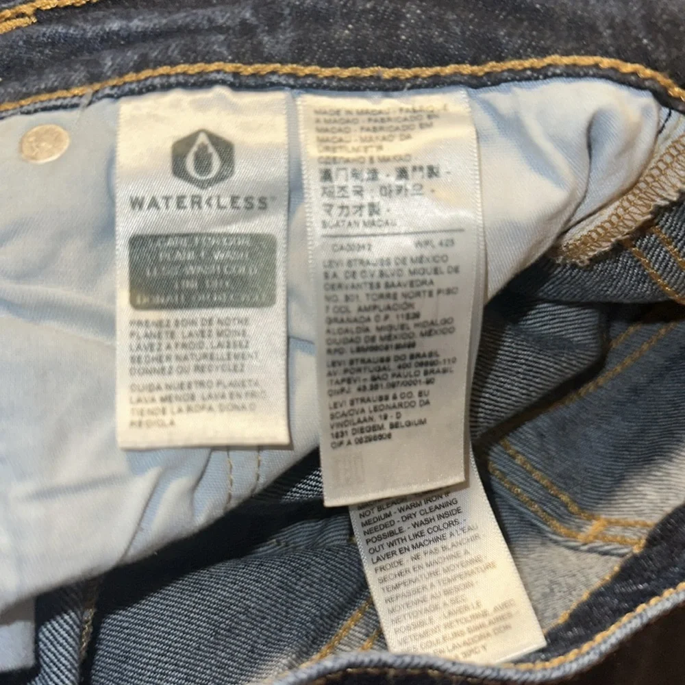 Levi’s Jeans - Picture 10 of 11